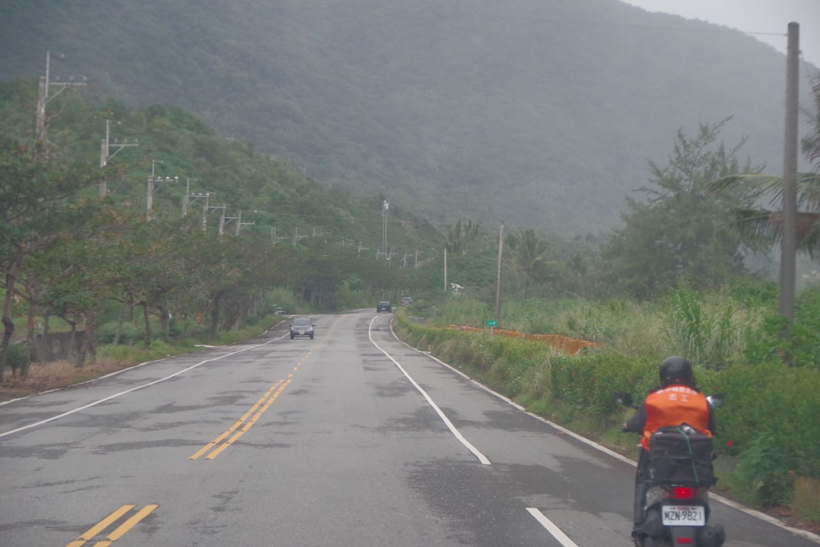 無論颳風烈日，伊甸服務送暖到家。