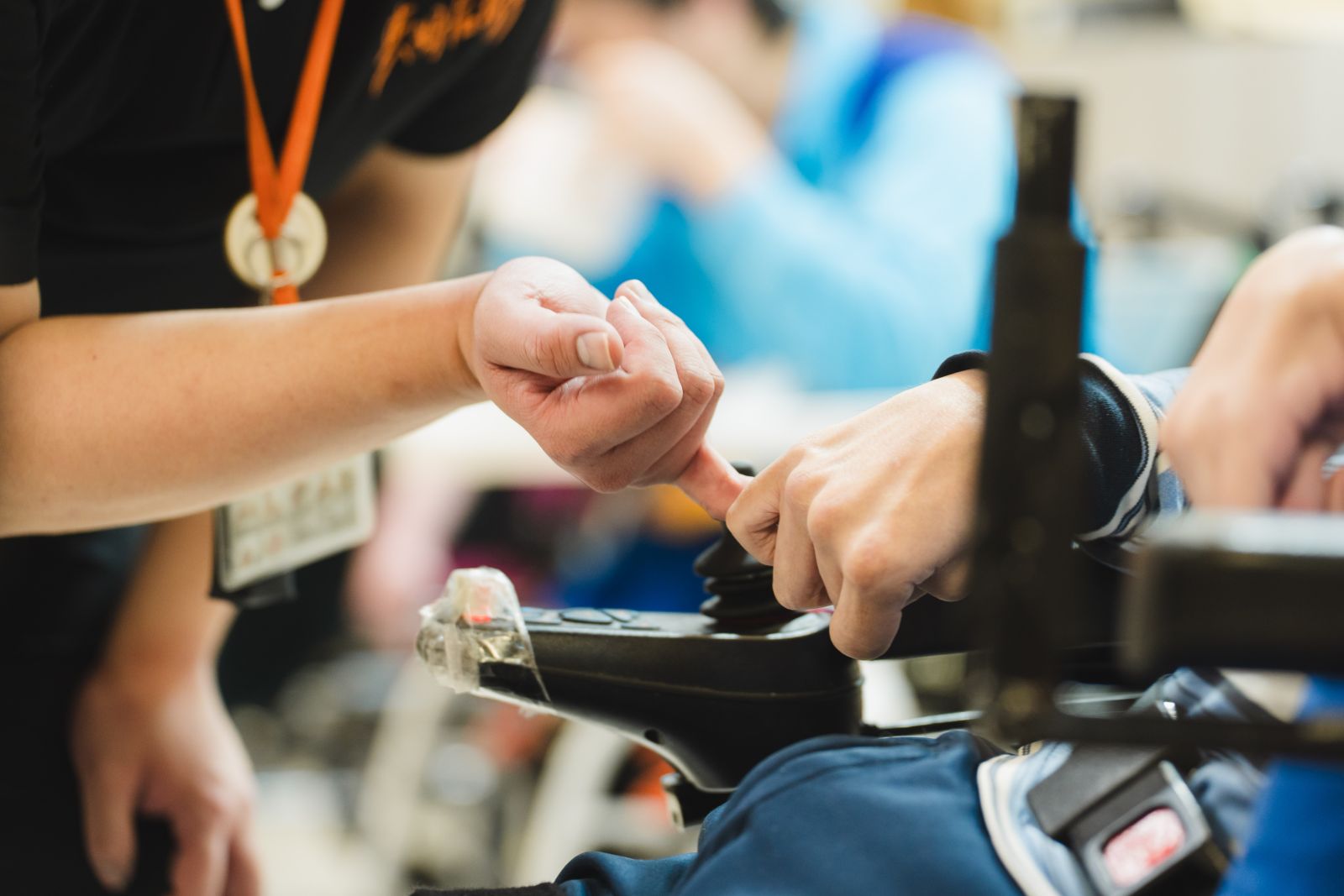 需要您的支持，與伊甸攜手成為失能家庭最堅實的後盾。