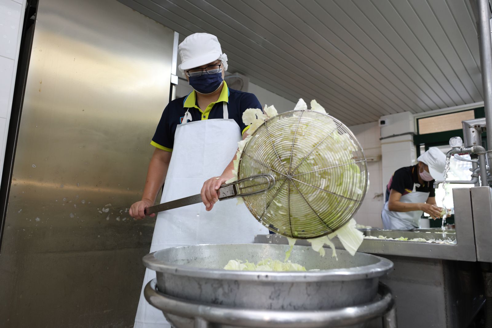 培養有能力及工作意願者一技之長，踏入職場穩定就業。